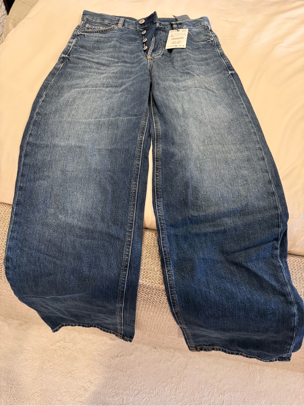 Zara Wide-Leg Flare Jeans in Medium Blue Wash